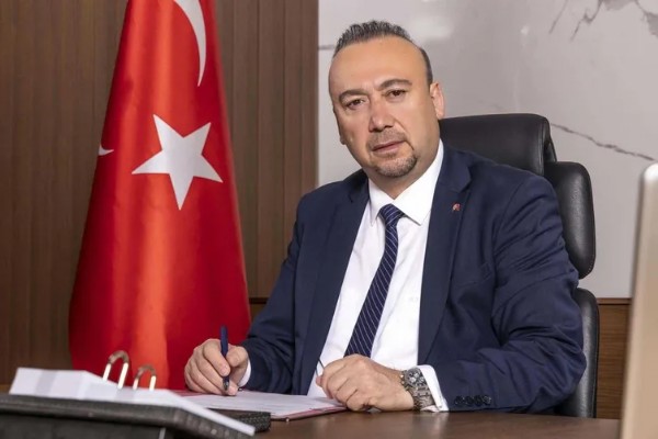 Rüşvet Mesajları Ortaya Çıktı! Özkan Yalım Savcılığa Teslim Etti